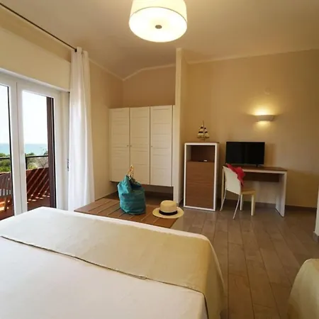 Fruit Village Casarossa Hotel