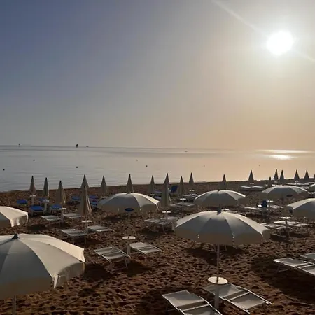Fruit Village Crotone Casarossa Hotel *